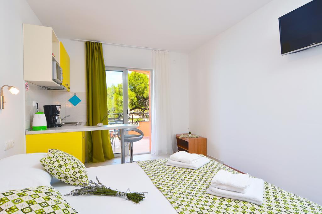 Apartments Juka Hvar Town Quarto foto