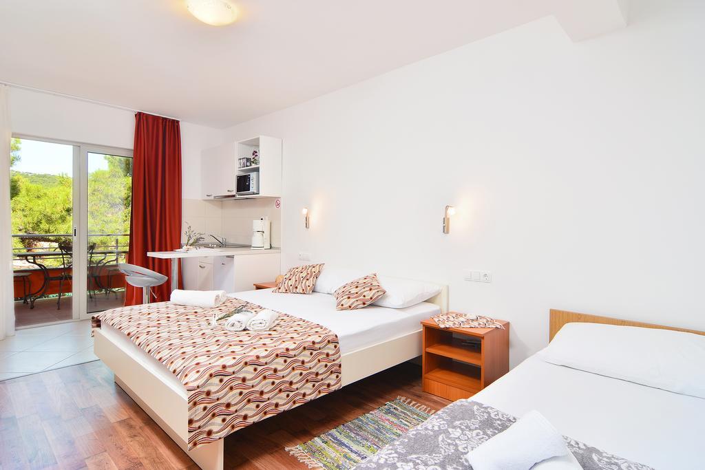 Apartments Juka Hvar Town Quarto foto